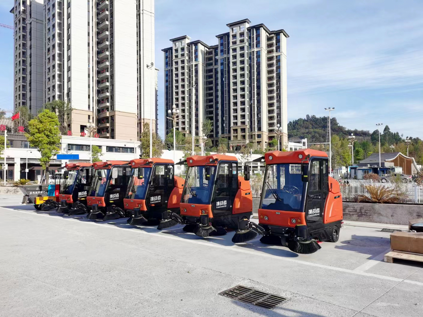 某物业采购我司扫地机投放小区使用